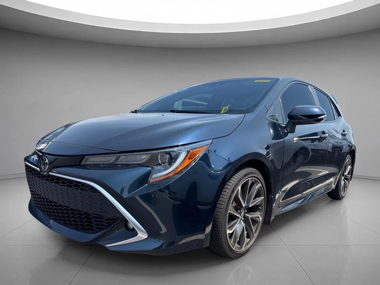Used 2022 Galactic Aqua Mica TOYOTA XSE image 1