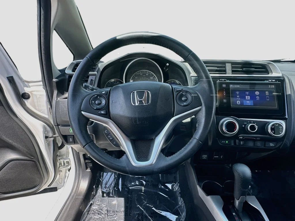 Used 2016 White Honda EX-L image 11