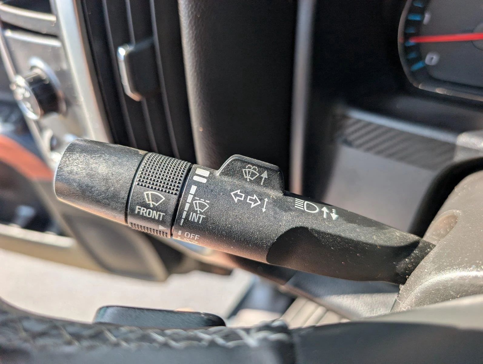 Used 2018 Graphite Metallic Chevrolet LT image 25