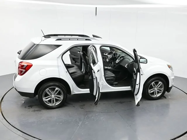 Used 2016 SUMMIT WHITE Chevrolet LTZ image 42