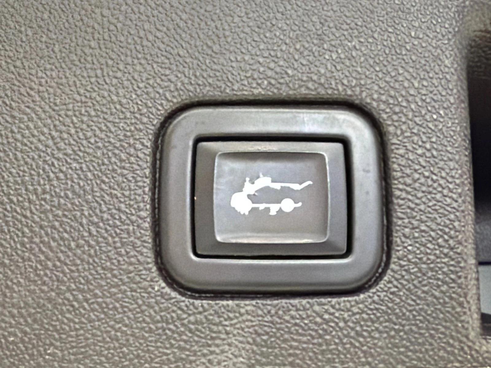 Used 2023 Iron Gray Metallic Chevrolet RS image 20
