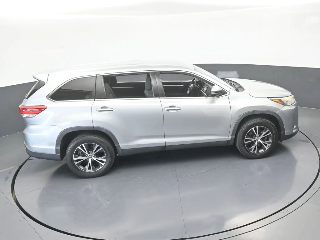 Used 2019 Celestial Silver Metallic Toyota LE image 49