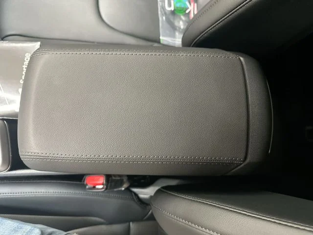 New 2026 Glacial White Pearl Kia EX image 22