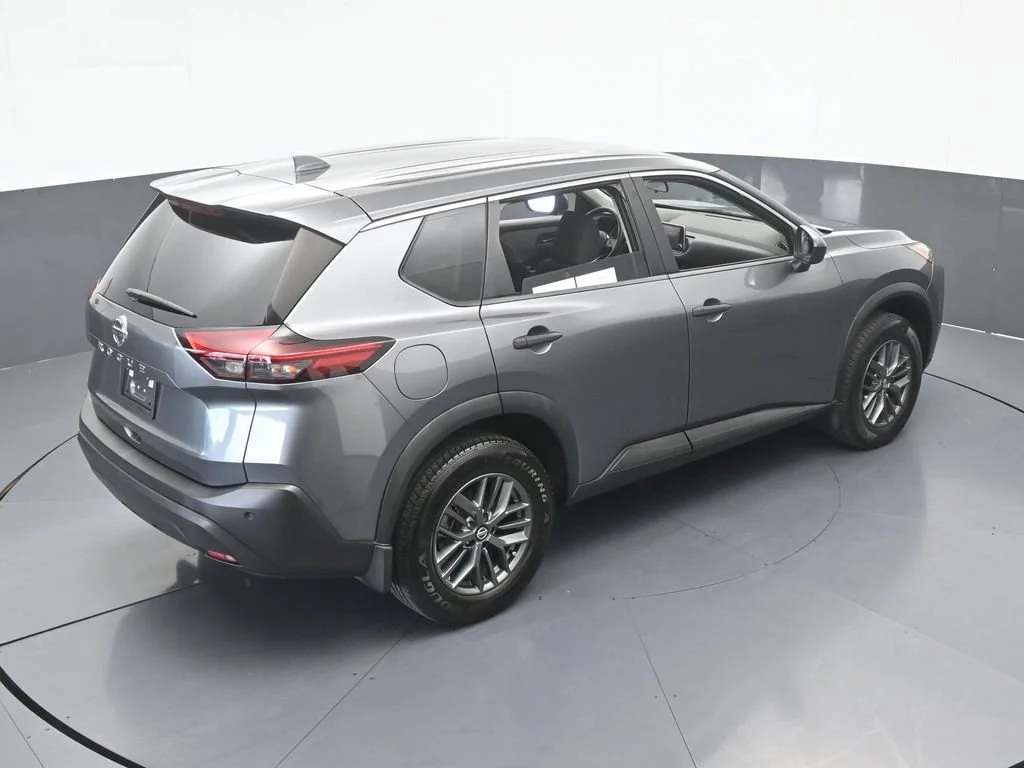 Used 2021 Gray Nissan S image 44