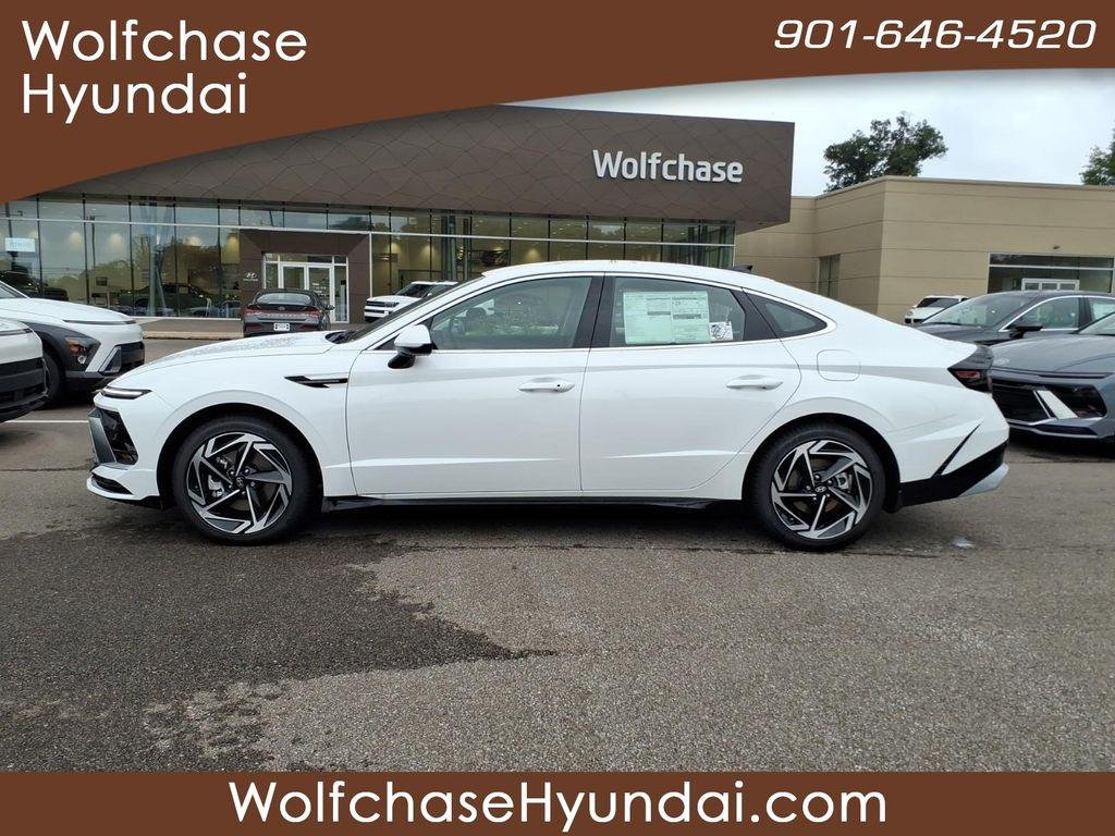 New 2026 White Hyundai SEL Sport image 2