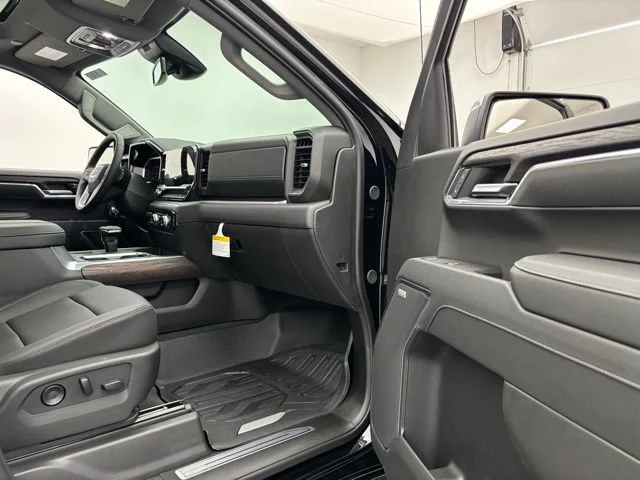 2026 GMC Sierra 1500 SLT - Photo 34
