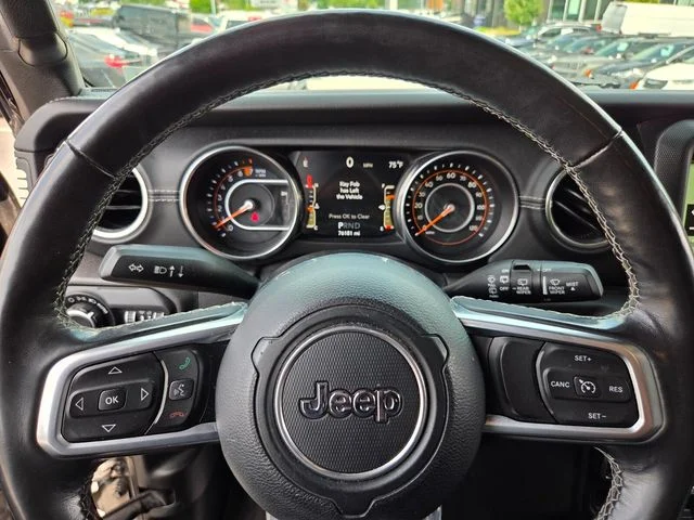 Used 2019 Black Jeep Unlimited Sahara image 23
