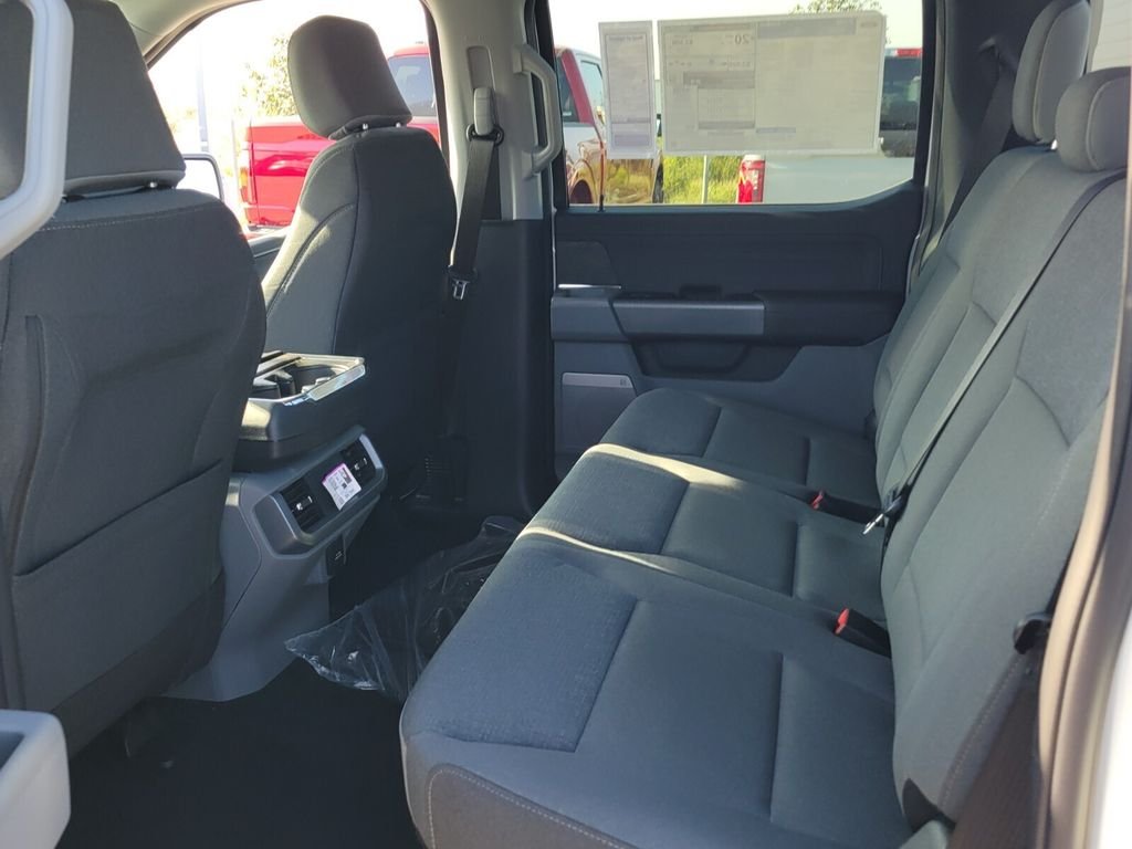 2025 Ford F-150 XLT - Photo 6