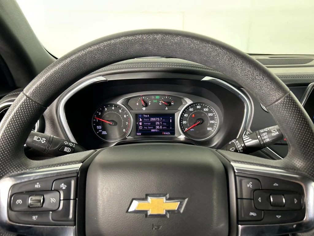 Used 2022 White Chevrolet LT image 13