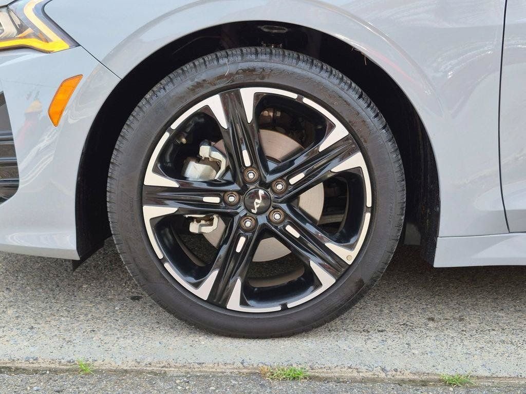 Used 2024 Gray Kia GT-Line image 29