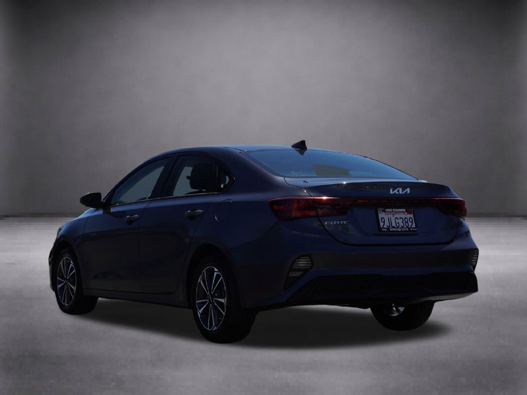 Used 2024 Gray Kia LXS image 6