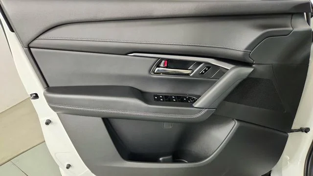 New 2026 Rhodium White Metallic Mazda 2.5 S Preferred AWD image 9