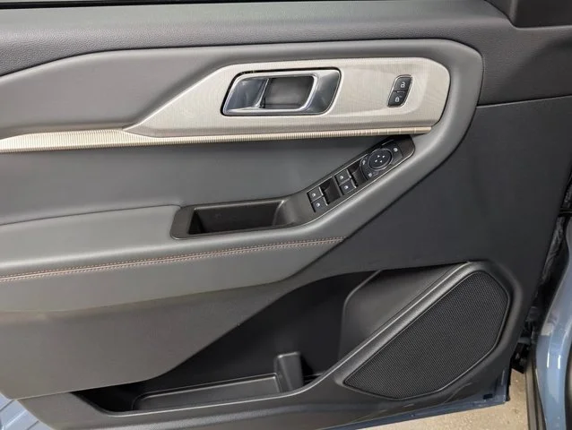 New 2026 Vapor Blue Metallic Ford Active image 38