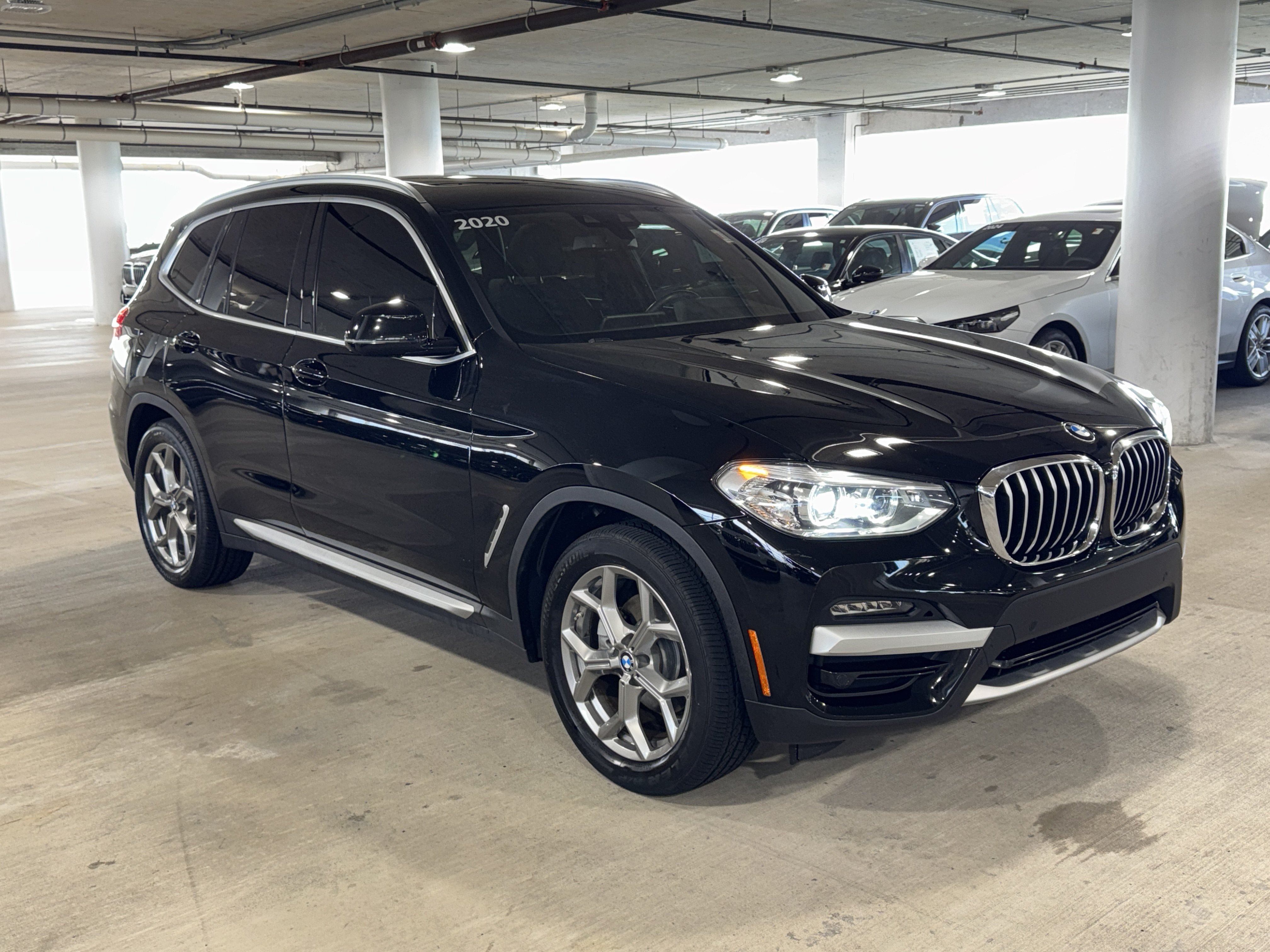 Used 2020 Jet Black BMW sDrive30i image 2