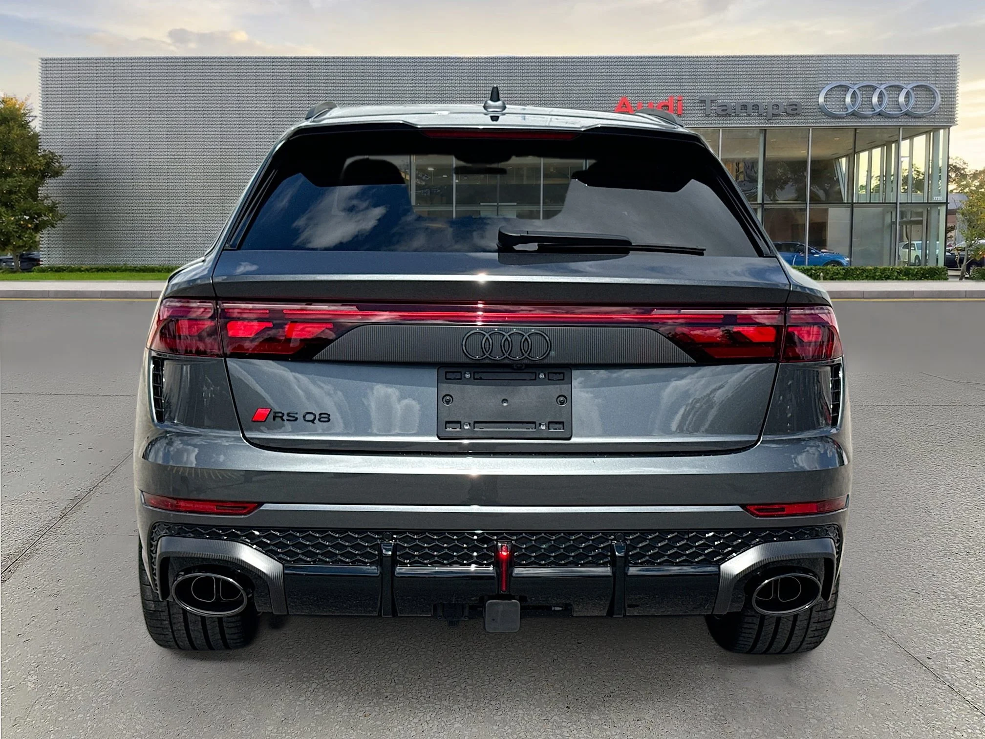 New 2026 Daytona Gray Pearl Effect Audi performance image 4