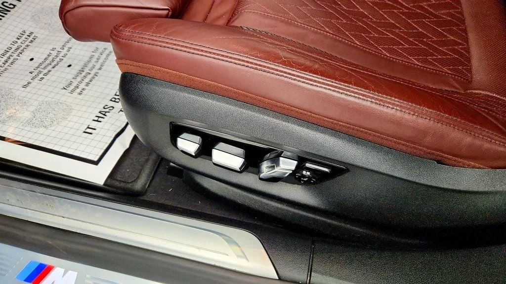 Used 2020 Black Sapphire Metallic BMW 745e xDrive iPerformance Plug-In Hybrid w/ M Sport & B&W Audio image 12