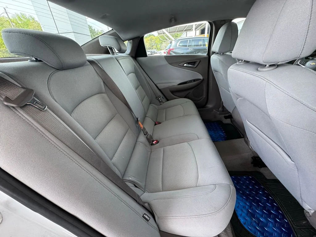 Used 2024 White Chevrolet LS image 23
