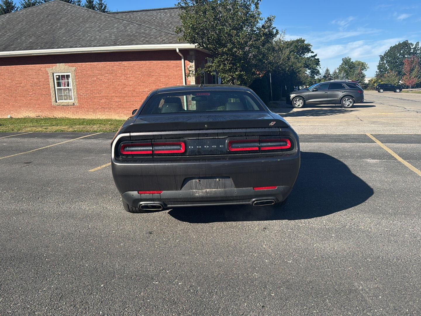 Used 2023 Granite Pearlcoat Dodge SXT image 4