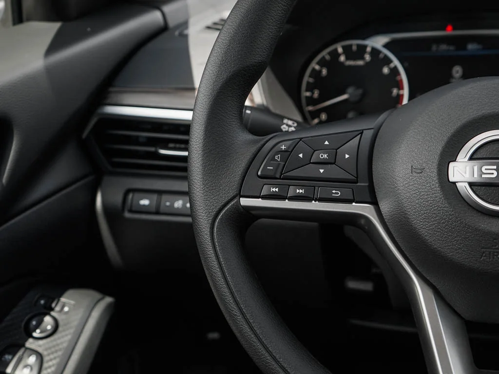 New 2026 Gun Metallic Nissan 2.5 SV image 19