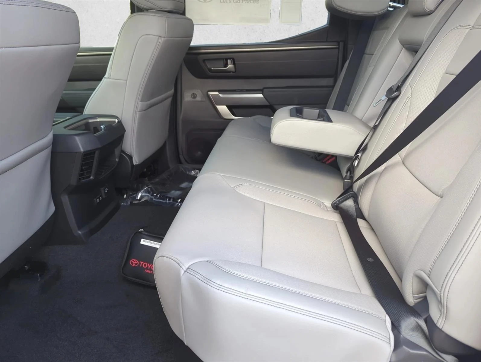 Used 2026 Ice Cap Toyota SR5 image 22
