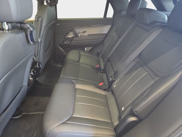 New 2026 Borasco Grey Land Rover SE image 11