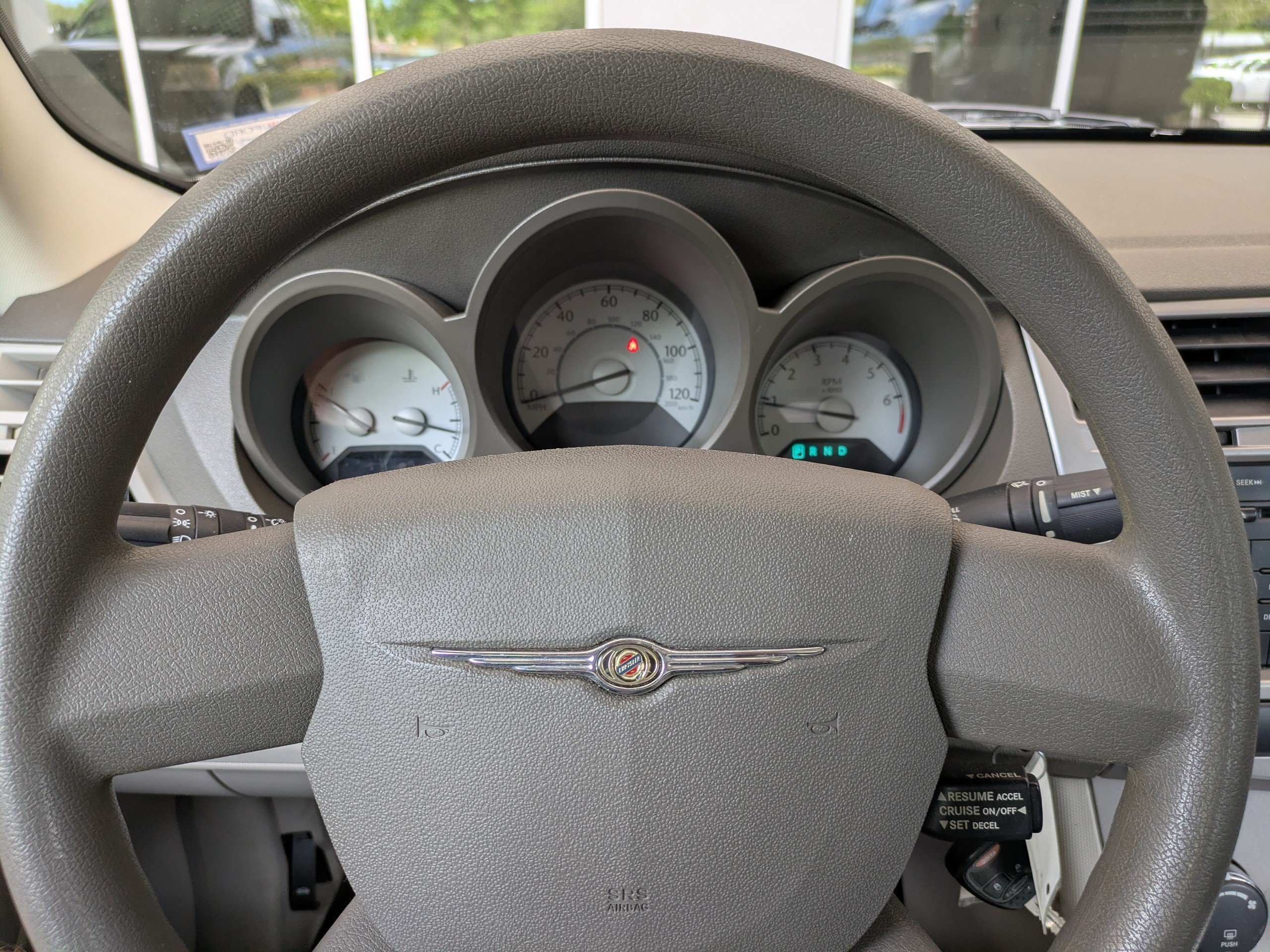 Used 2007 Linen Gold Pearl Metallic Chrysler Base image 22