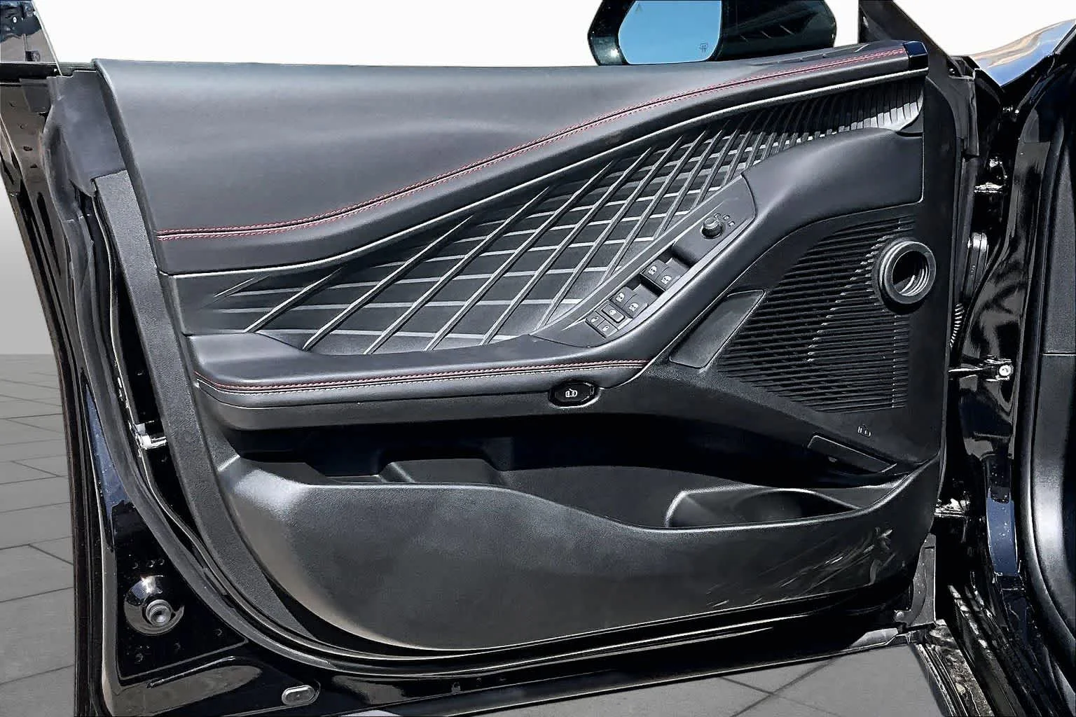 New 2026 Diamond Black Crystal Pearlcoat Dodge R/T image 11