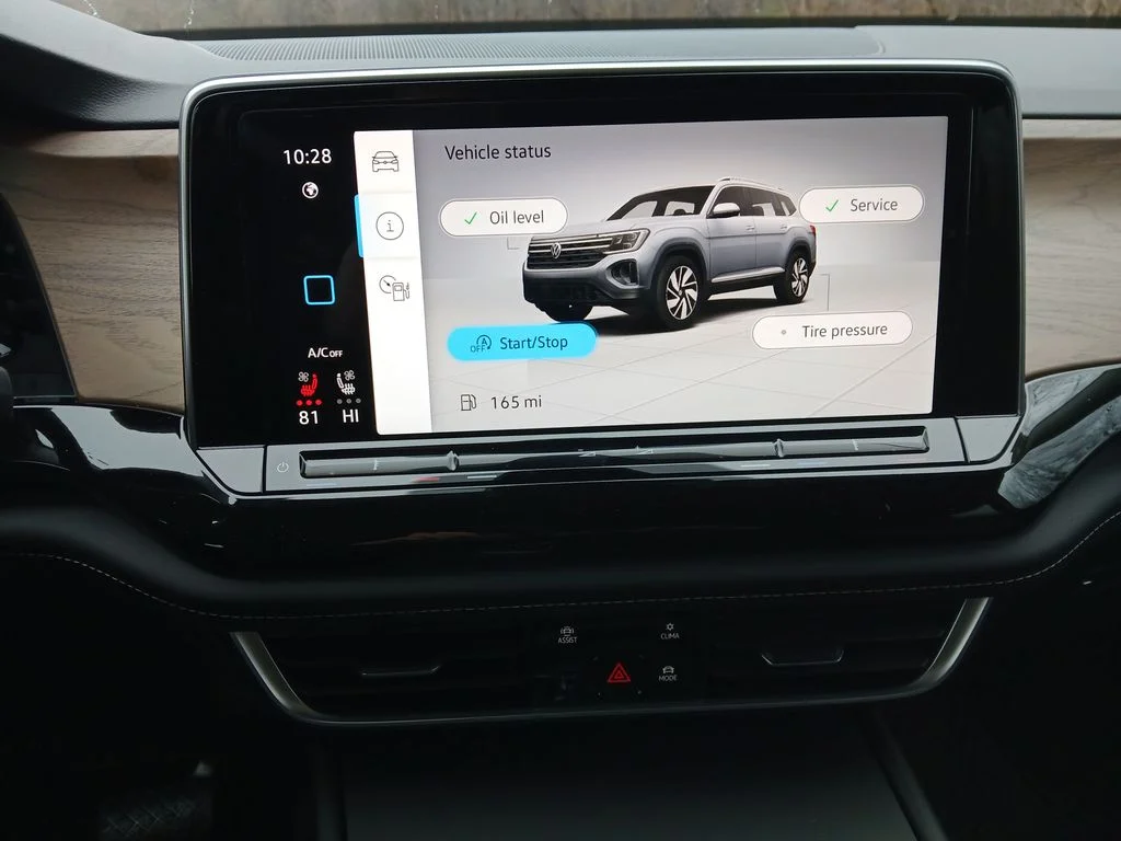 New 2026 Black Volkswagen 2.0T SE image 18
