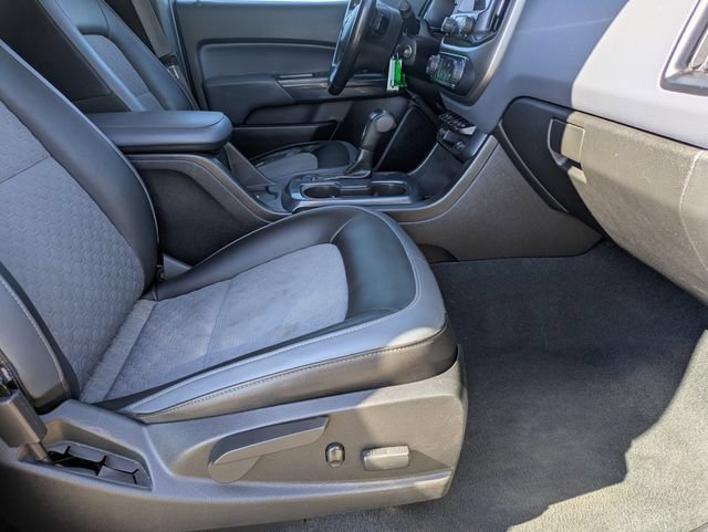 Used 2019 Black Chevrolet Z71 image 11