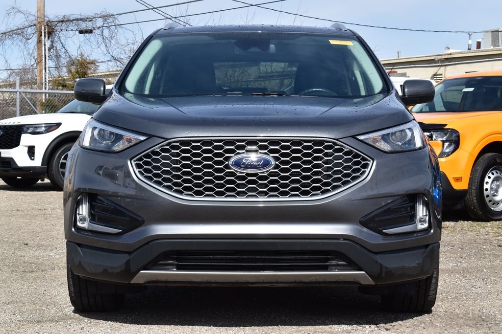 Used 2023 Ford Edge SEL with VIN 2FMPK4J98PBA18358 for sale in Kansas City