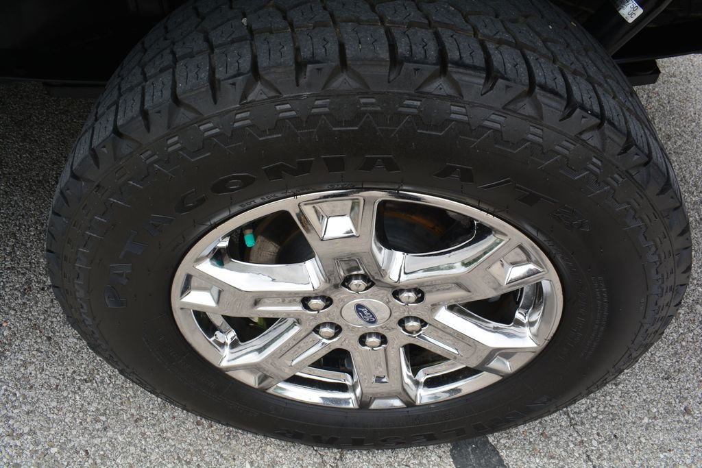 Used 2023 Gray Ford XLT image 24