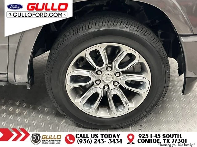 Certified Used 2021 Granite Crystal Clearcoat Metallic Ram Laramie image 32