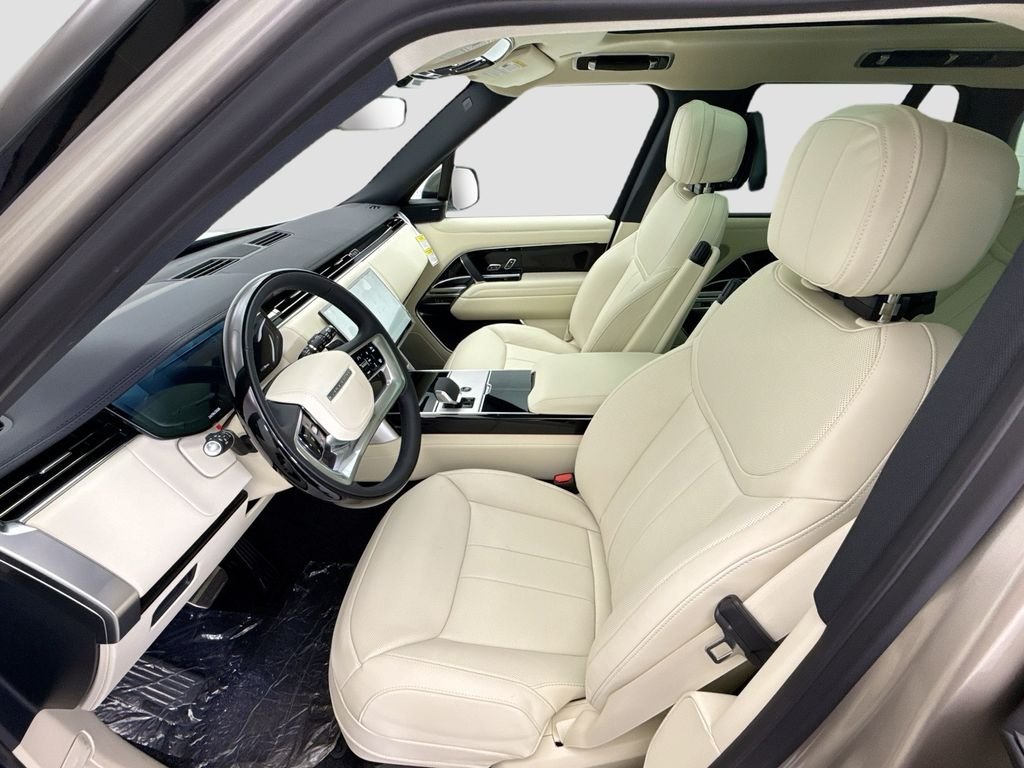 New 2026 Batumi Gold Land Rover SE image 18