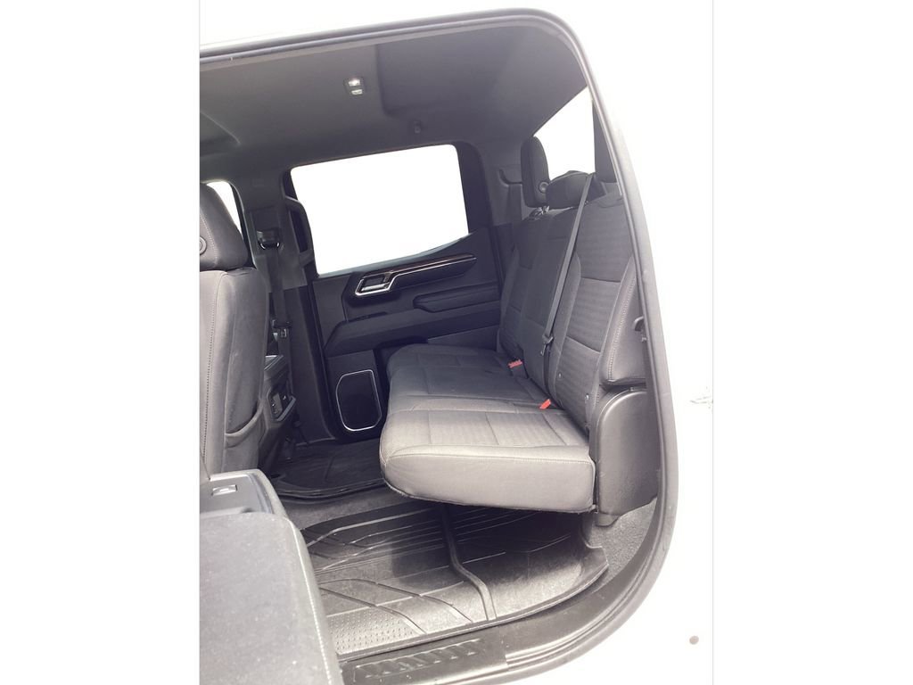 Used 2023 Summit White Chevrolet RST image 11