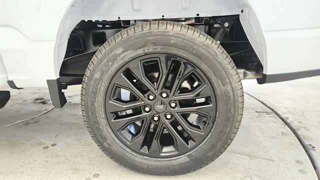 New 2026 Oxford White Ford XLT image 33