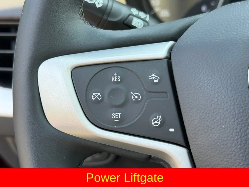 Used 2023 VOLCANIC RED TINTCOAT GMC SLT image 17