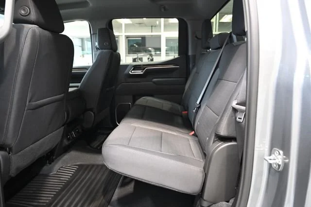 2026 Chevrolet Silverado 1500 LT - Photo 12