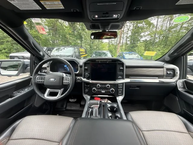 Used 2024 White Metallic Ford Lariat image 20