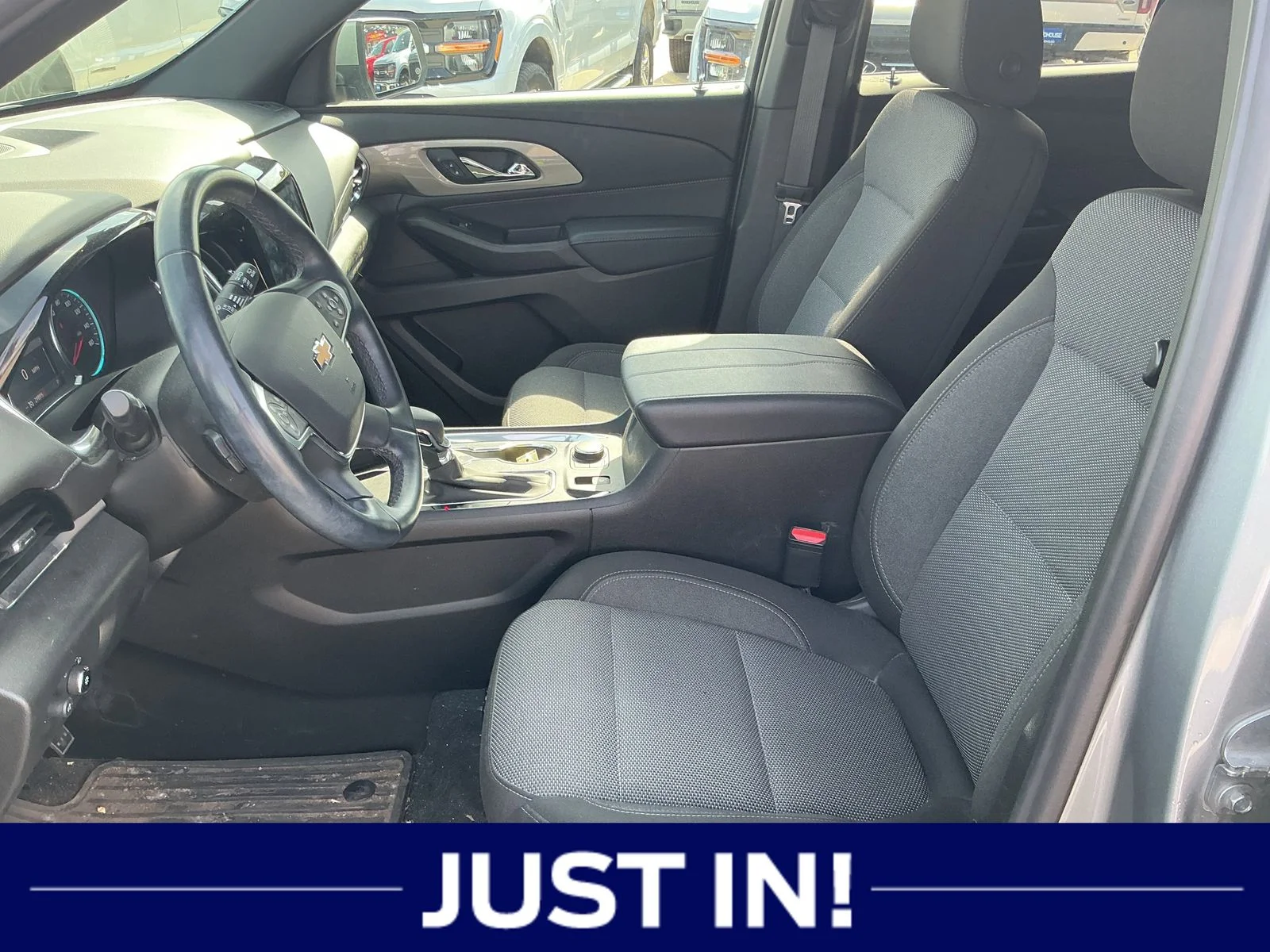 Used 2023 Gray Chevrolet LT image 4