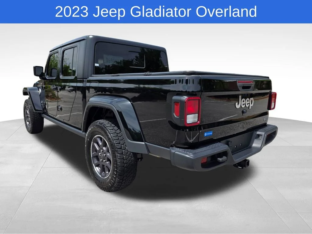 Used 2023 Black Jeep Overland 4x4 image 6