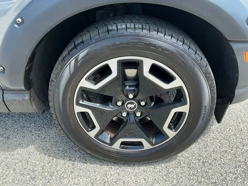 Used 2021 Gray Ford Outer Banks image 14