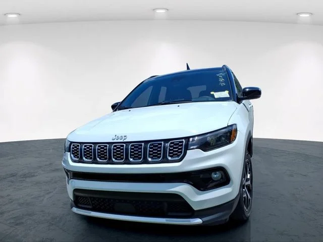 Used 2025 White Jeep Limited image 5