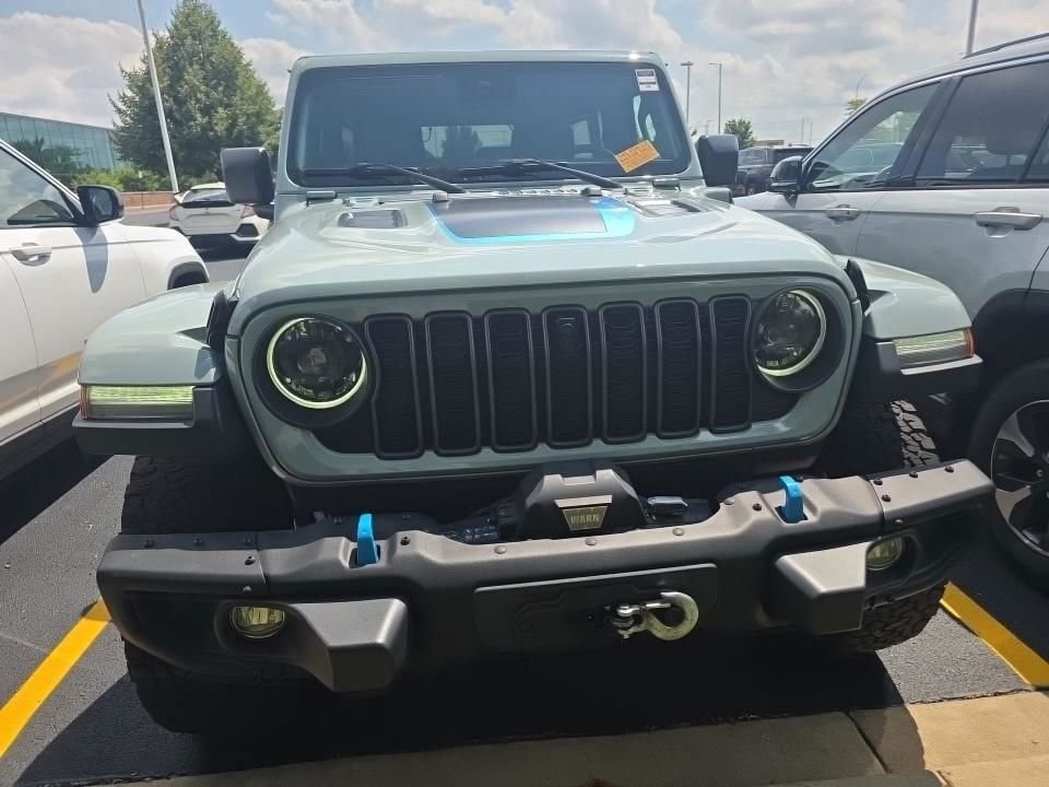 Used 2024 Earl Clearcoat Jeep Rubicon X 4xe image 3