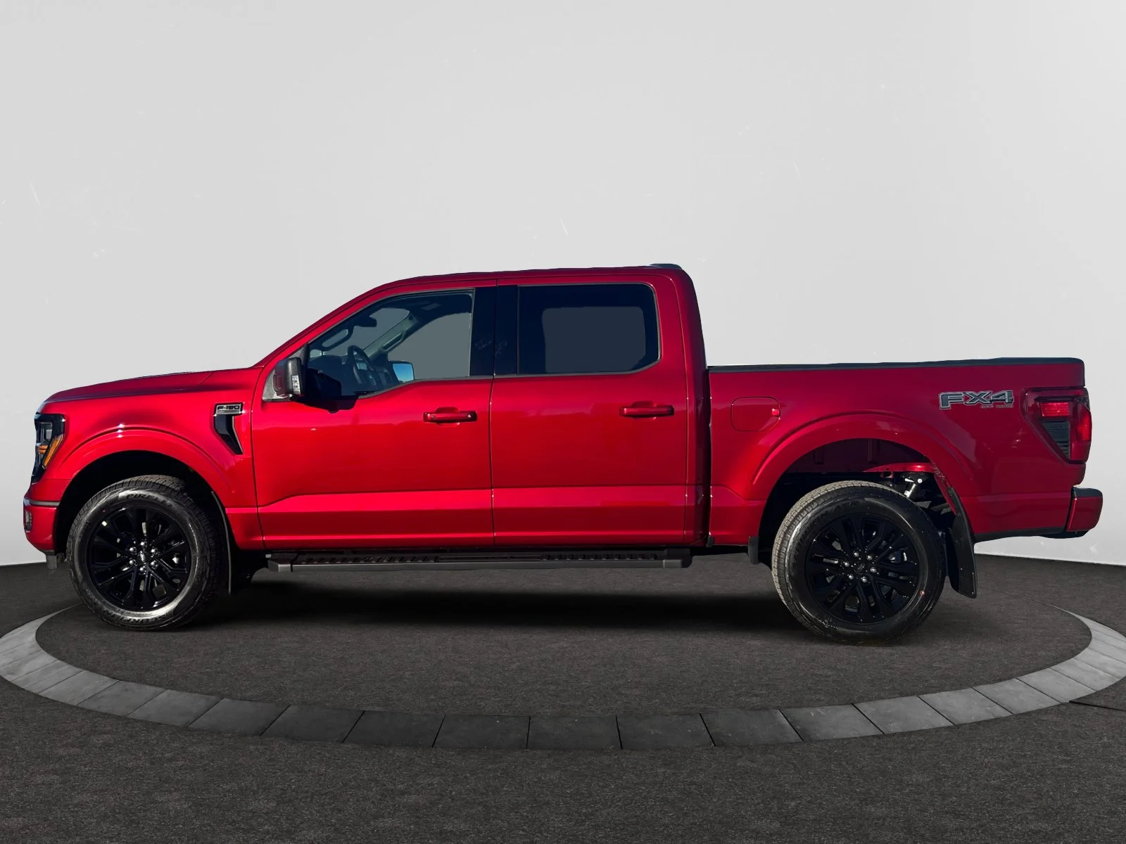 New 2026 Ruby Red Metallic Tinted Clearcoat Ford XLT image 2