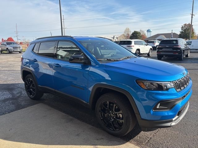 New 2026 Hydro Blue Pearlcoat Jeep Latitude image 7
