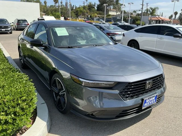 New 2026 Gray Honda SE image 8