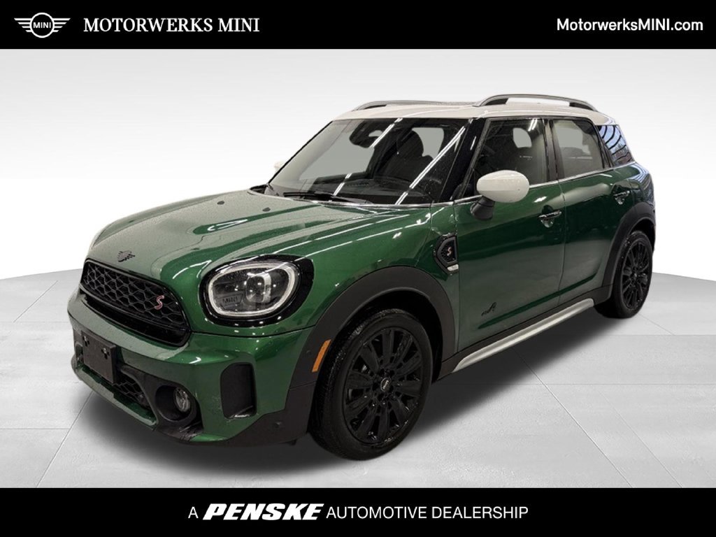 Certified Used 2024 Green MINI  image 1