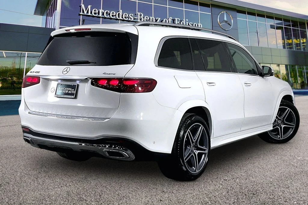 2026 Mercedes-Benz GLS Base - Photo 10