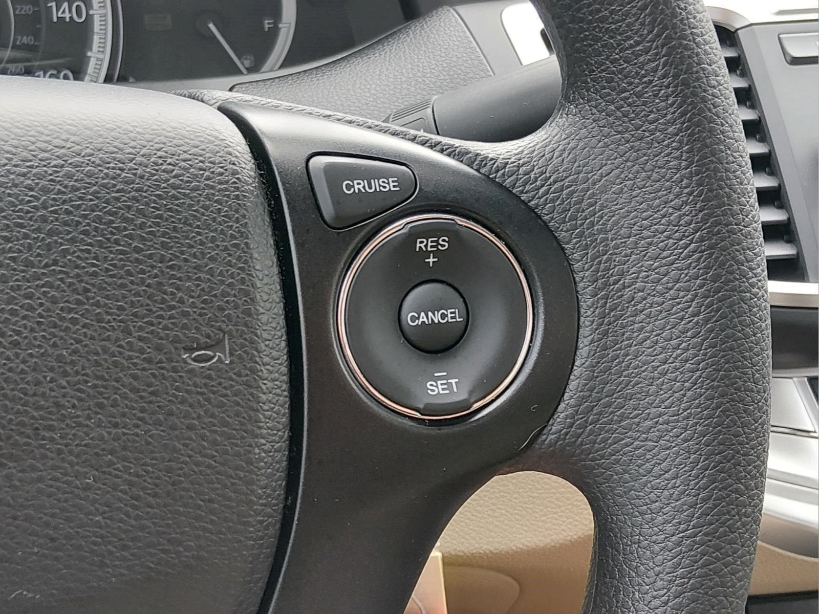 Used 2015  Honda LX image 27
