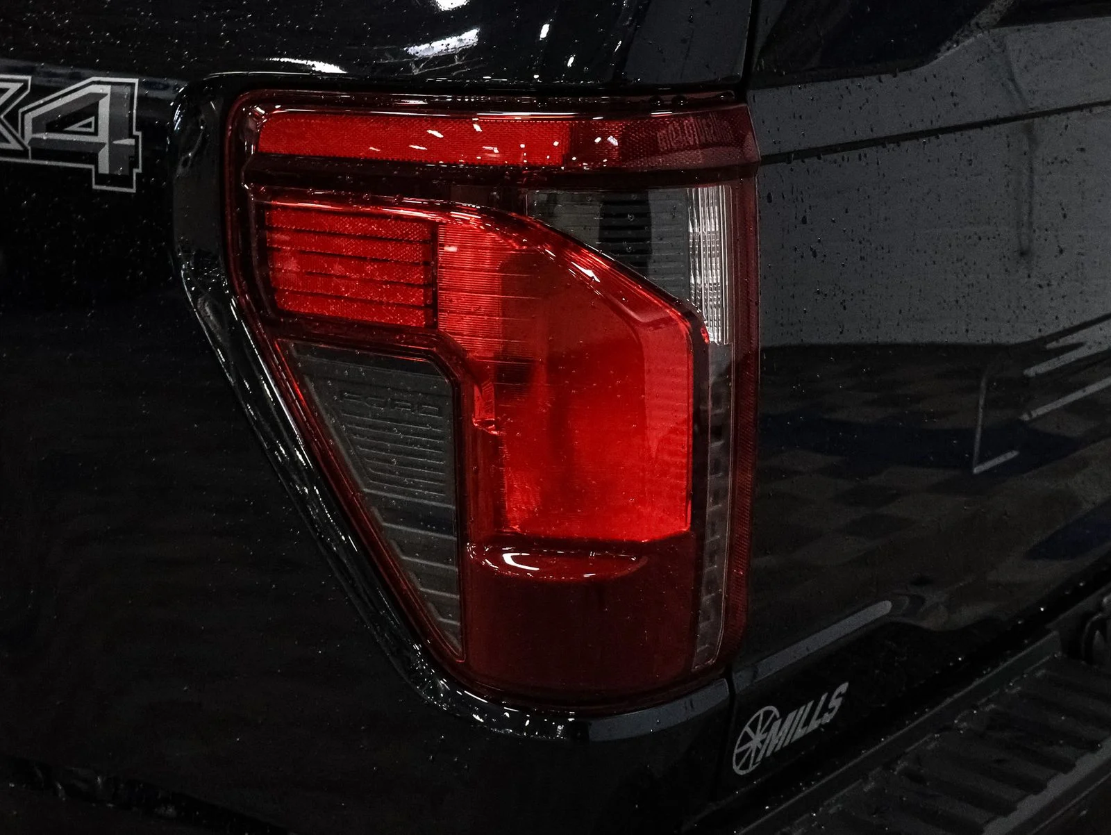 New 2026 Antimatter Blue Metallic Ford XLT image 15